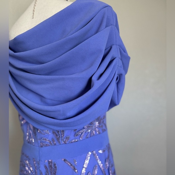 Stunning dress periwinkle color with sequins by TADASHI SHOJI size 10 worn once - Picture 8 of 14